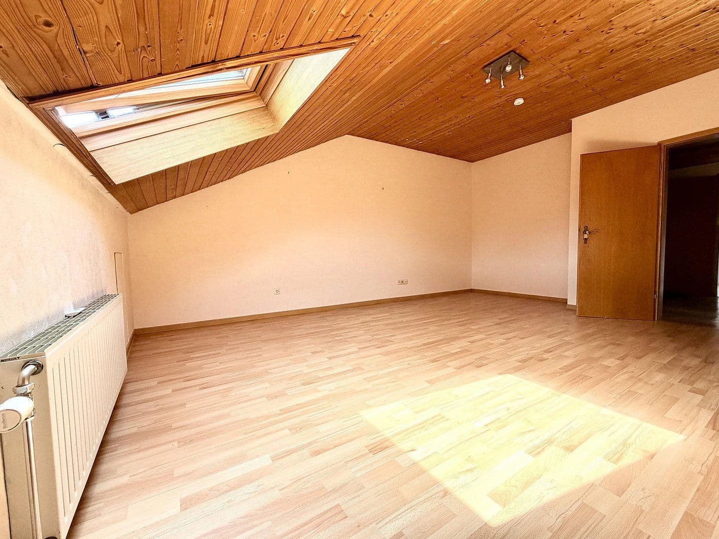 Predaj domu 137 m², pozemok 379 m², Erkelenz, Severné Porýnie - Westfálsko Predaj domu 137 m², pozemok 379 m², Erkelenz, Severné Porýnie - Westfálsko