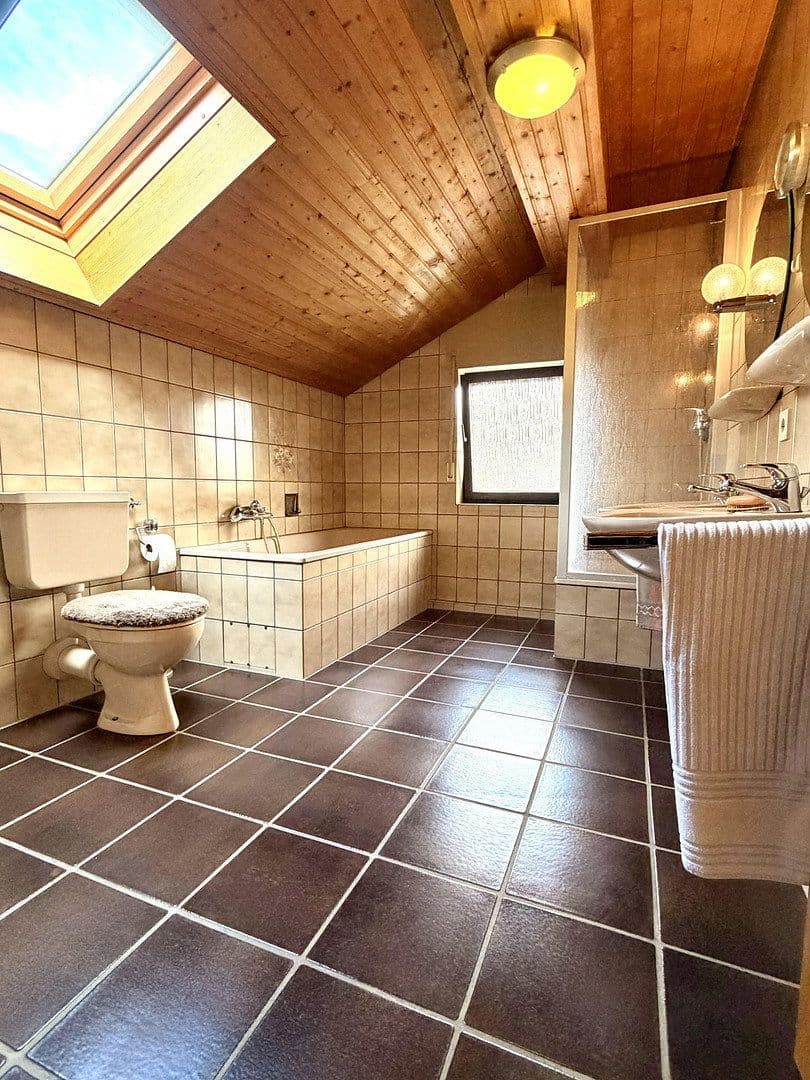 Predaj domu 137 m², pozemok 379 m², Erkelenz, Severné Porýnie - Westfálsko Predaj domu 137 m², pozemok 379 m², Erkelenz, Severné Porýnie - Westfálsko