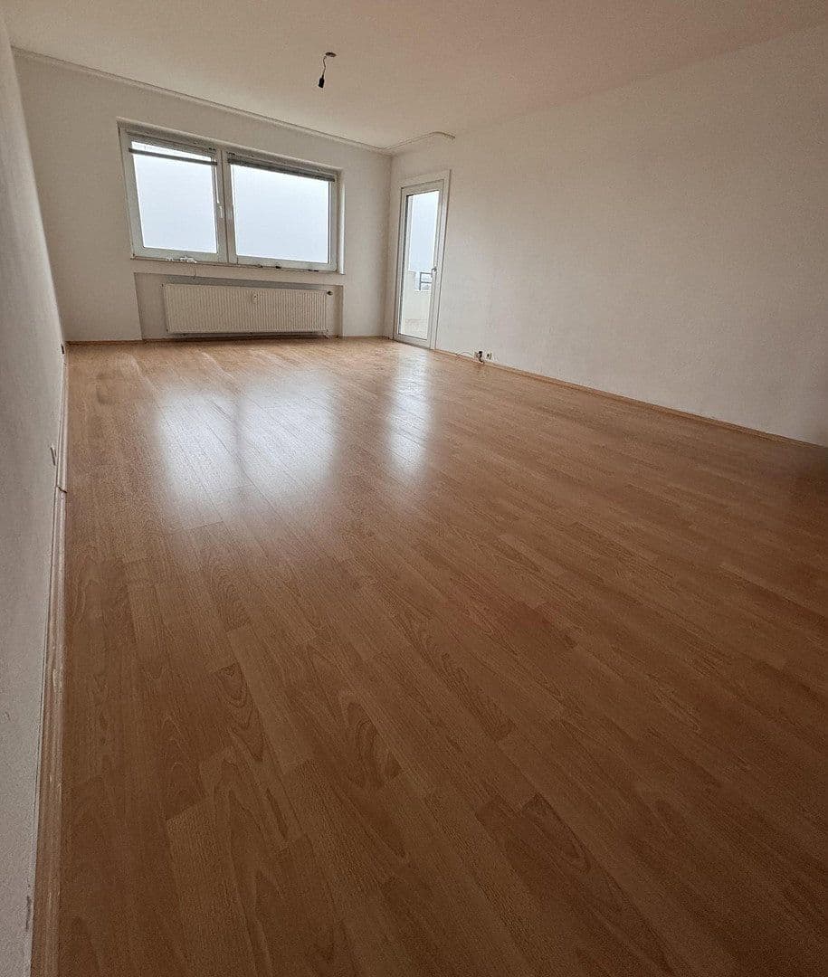 Prenájom bytu 3-izbový 93 m², Graudenzstraße, Köln-Porz, Severné Porýnie - Westfálsko Prenájom bytu 3-izbový 93 m², Graudenzstraße, Köln-Porz, Severné Porýnie - Westfálsko