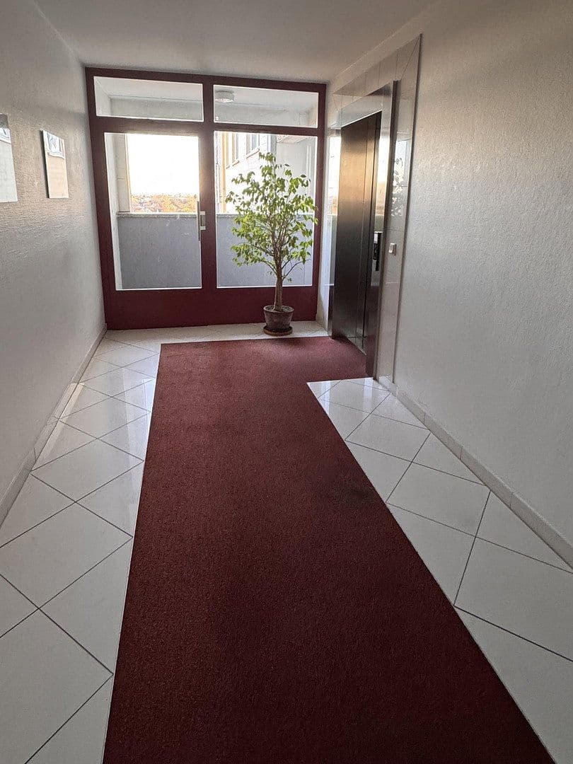 Prenájom bytu 3-izbový 93 m², Graudenzstraße, Köln-Porz, Severné Porýnie - Westfálsko Prenájom bytu 3-izbový 93 m², Graudenzstraße, Köln-Porz, Severné Porýnie - Westfálsko