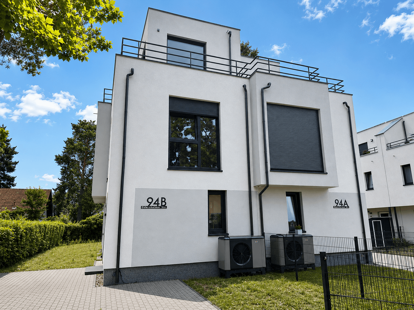 Predaj domu 122 m², pozemok 197 m², Odernheimer Straße 94 B, Berlin, Berlín Predaj domu 122 m², pozemok 197 m², Odernheimer Straße 94 B, Berlin, Berlín