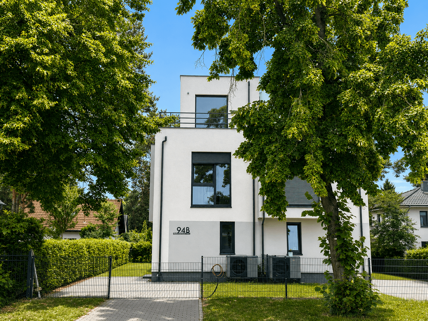 Predaj domu 122 m², pozemok 197 m², Odernheimer Straße 94 B, Berlin, Berlín Predaj domu 122 m², pozemok 197 m², Odernheimer Straße 94 B, Berlin, Berlín