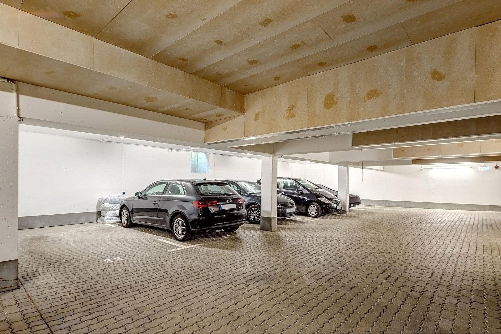 Prenájom bytu 1-izbový 42 m², Uhdestraße 14d, München, Bavorsko Prenájom bytu 1-izbový 42 m², Uhdestraße 14d, München, Bavorsko