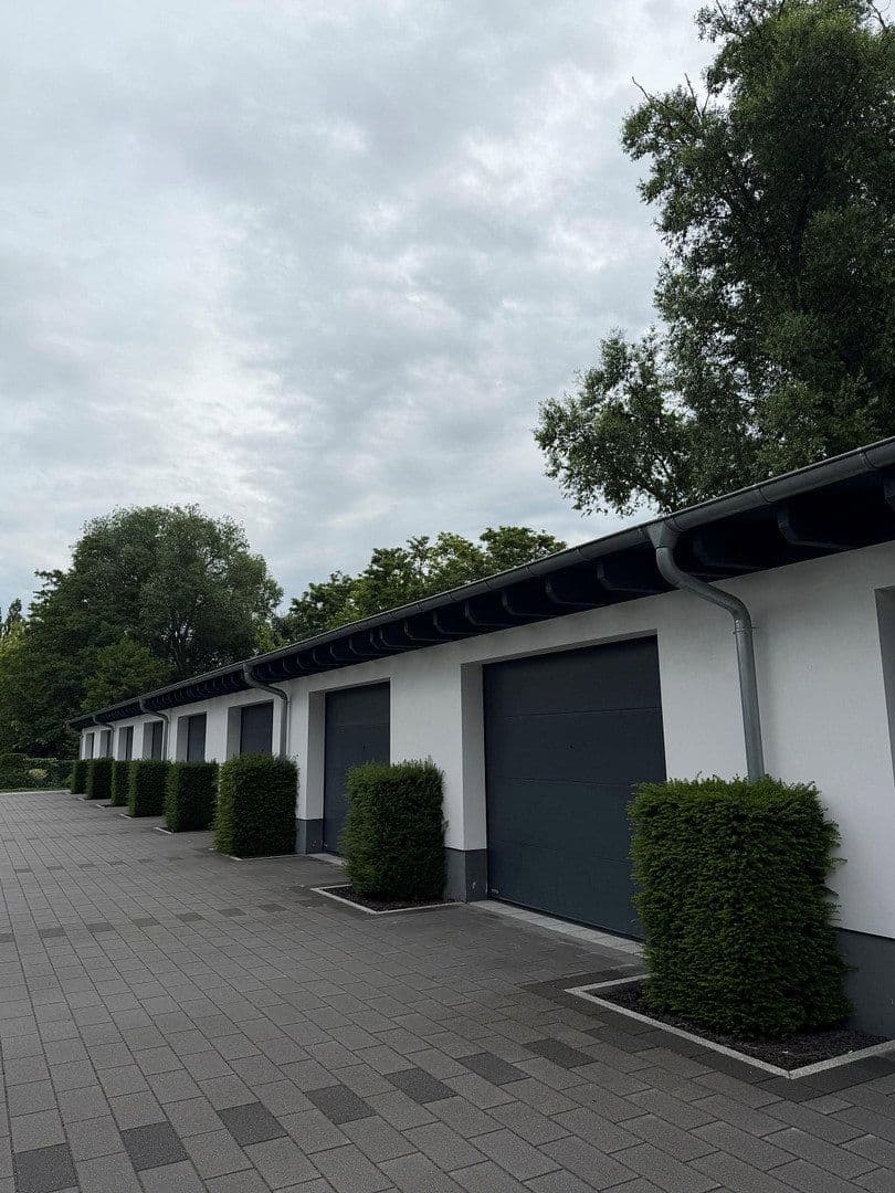 Prenájom bytu 4-izbový 105 m², Treppendorfer Str. 47, Lübben (Spreewald), Brandenbursko Prenájom bytu 4-izbový 105 m², Treppendorfer Str. 47, Lübben (Spreewald), Brandenbursko