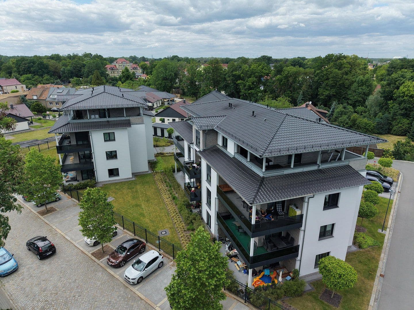 Prenájom bytu 4-izbový 105 m², Treppendorfer Str. 47, Lübben (Spreewald), Brandenbursko Prenájom bytu 4-izbový 105 m², Treppendorfer Str. 47, Lübben (Spreewald), Brandenbursko