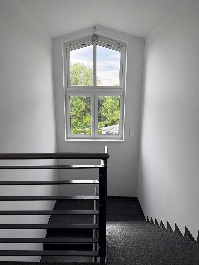 Prenájom bytu 4-izbový 105 m², Treppendorfer Str. 47, Lübben (Spreewald), Brandenbursko Prenájom bytu 4-izbový 105 m², Treppendorfer Str. 47, Lübben (Spreewald), Brandenbursko