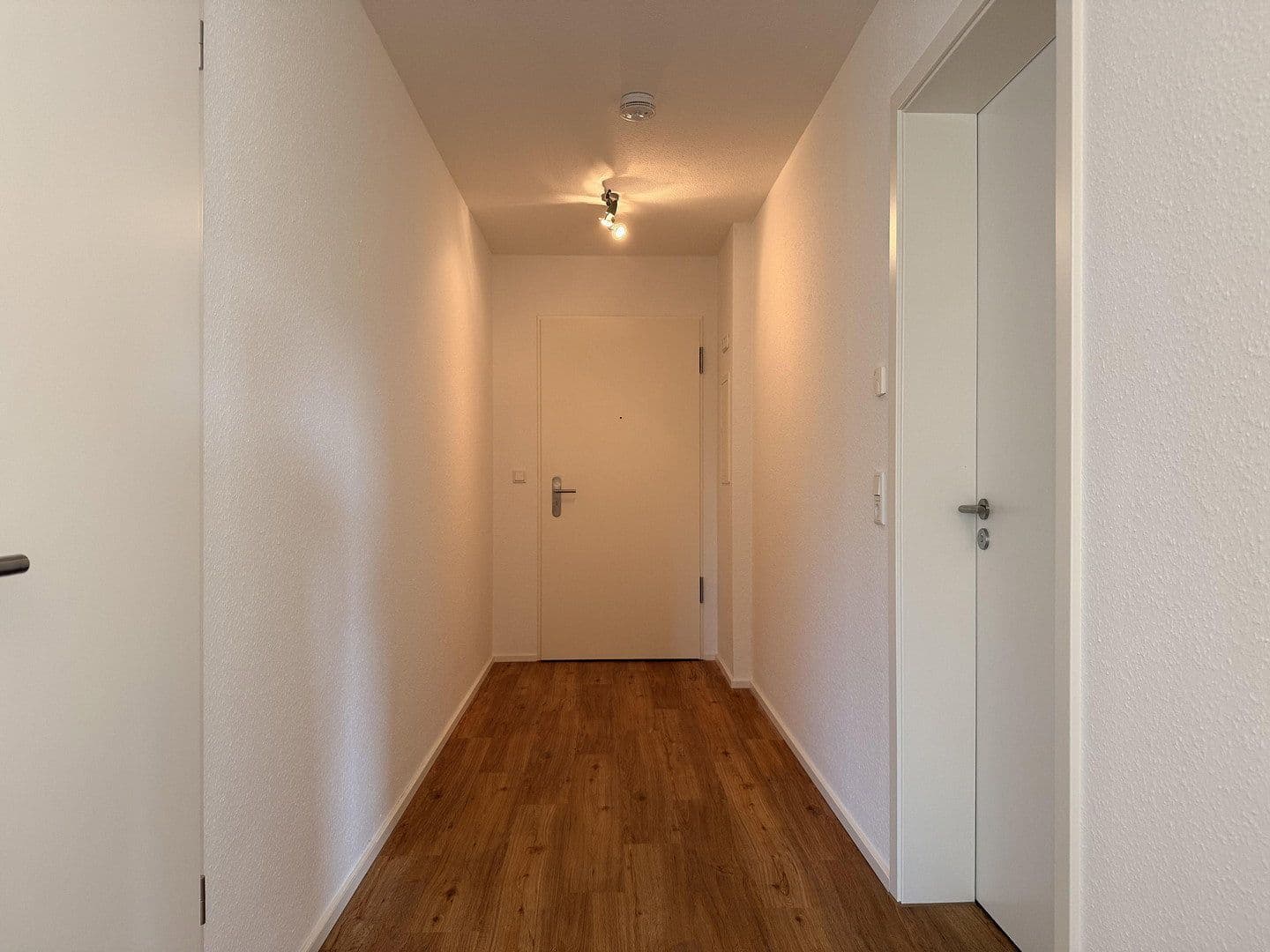 Prenájom bytu 2-izbový 61 m², Rathausstr. 1, Wellendingen, Bádensko-Wurttembersko Prenájom bytu 2-izbový 61 m², Rathausstr. 1, Wellendingen, Bádensko-Wurttembersko