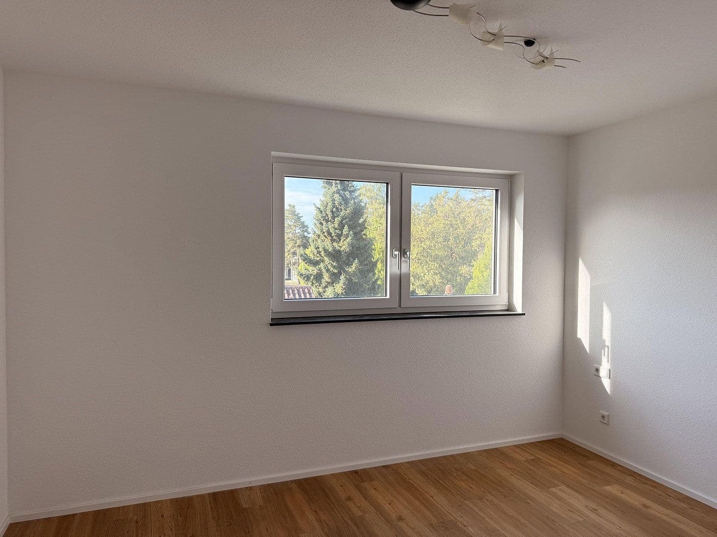 Prenájom bytu 2-izbový 61 m², Rathausstr. 1, Wellendingen, Bádensko-Wurttembersko Prenájom bytu 2-izbový 61 m², Rathausstr. 1, Wellendingen, Bádensko-Wurttembersko