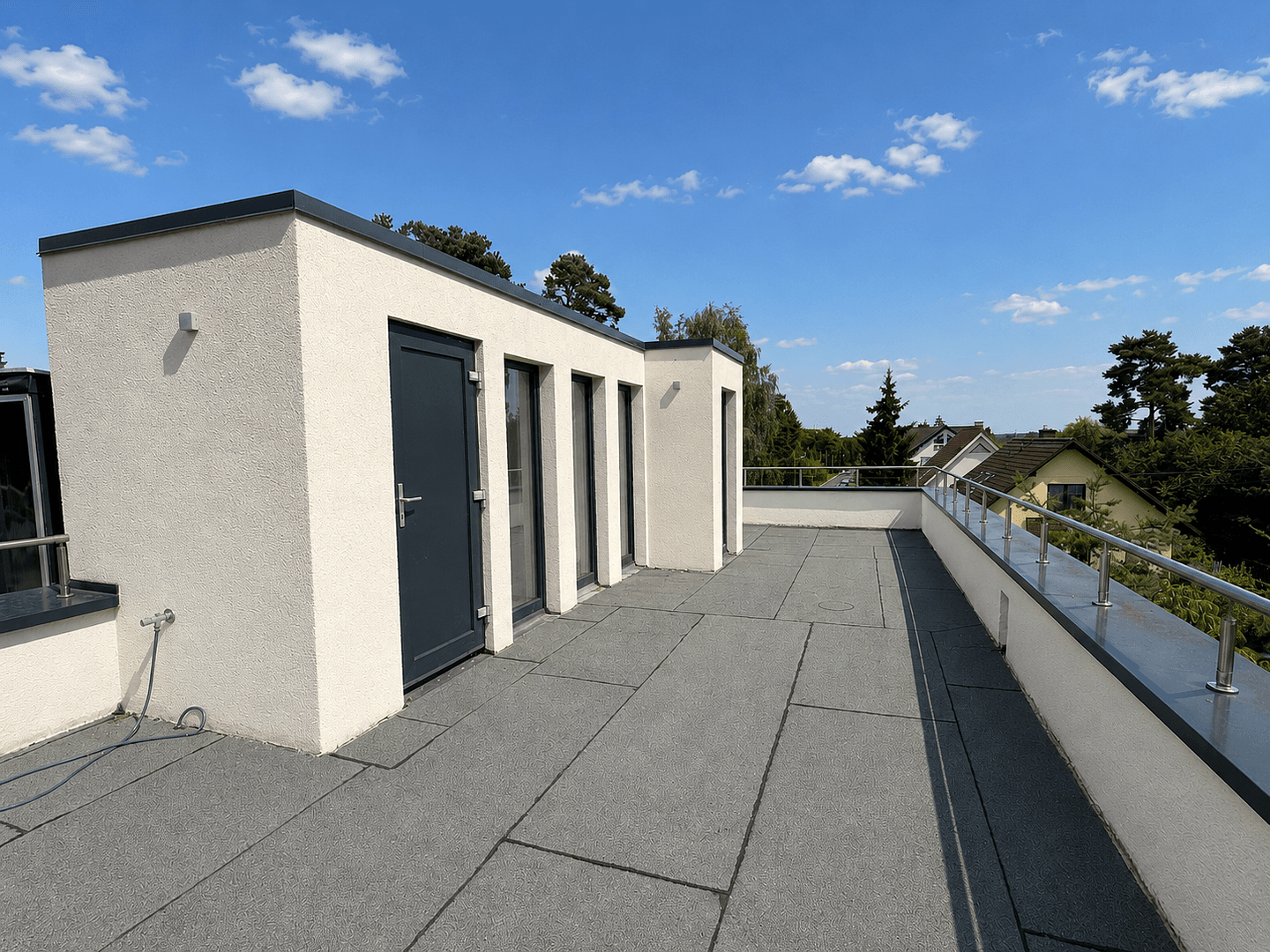 Predaj domu 150 m², pozemok 394 m², Enkenbacher Weg 106, Berlin, Berlín Predaj domu 150 m², pozemok 394 m², Enkenbacher Weg 106, Berlin, Berlín