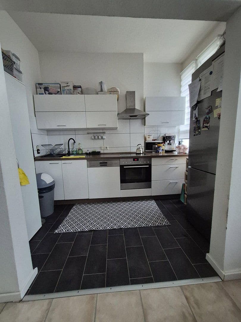 Prenájom bytu 4-izbový 86 m², Neumeyerstr. 5, Remscheid, Severné Porýnie - Westfálsko Prenájom bytu 4-izbový 86 m², Neumeyerstr. 5, Remscheid, Severné Porýnie - Westfálsko
