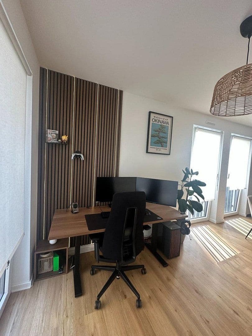 Prenájom bytu 2-izbový 70 m², Frankfurt am Main, Hesensko Prenájom bytu 2-izbový 70 m², Frankfurt am Main, Hesensko