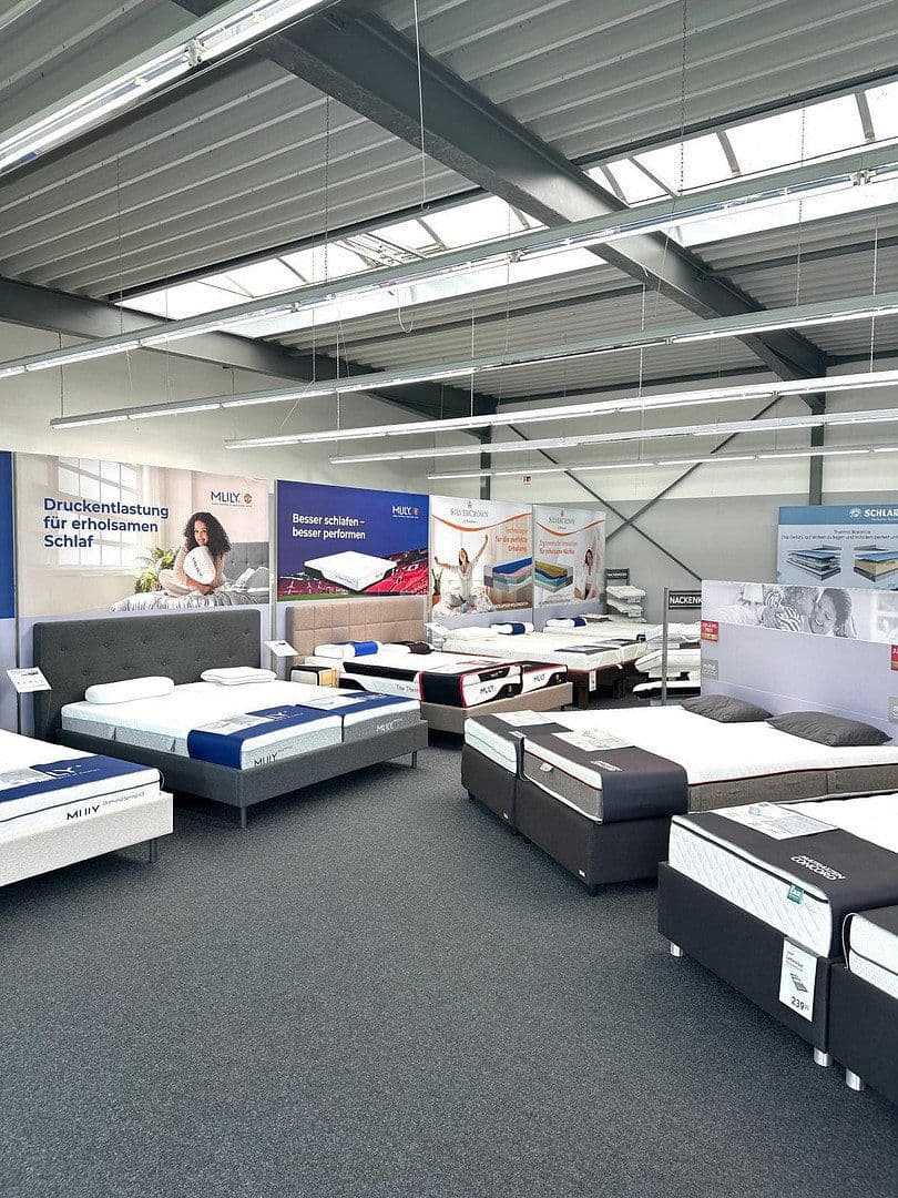 Predaj nebytového priestoru 3.166 m², Detmold, Severné Porýnie - Westfálsko Predaj nebytového priestoru 3.166 m², Detmold, Severné Porýnie - Westfálsko