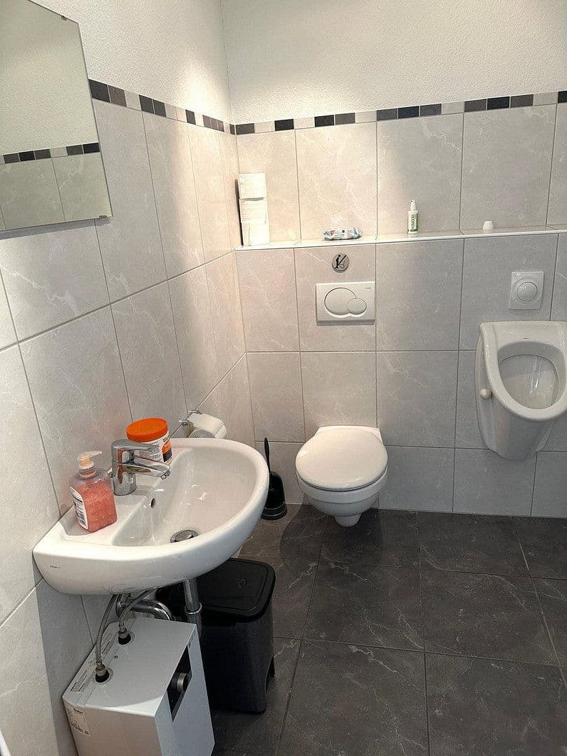Predaj nebytového priestoru 3.166 m², Detmold, Severné Porýnie - Westfálsko Predaj nebytového priestoru 3.166 m², Detmold, Severné Porýnie - Westfálsko