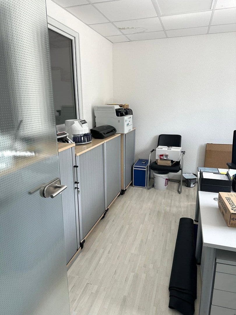 Predaj nebytového priestoru 3.166 m², Detmold, Severné Porýnie - Westfálsko Predaj nebytového priestoru 3.166 m², Detmold, Severné Porýnie - Westfálsko