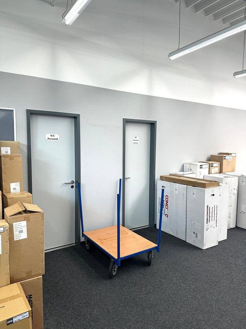 Predaj nebytového priestoru 3.166 m², Detmold, Severné Porýnie - Westfálsko Predaj nebytového priestoru 3.166 m², Detmold, Severné Porýnie - Westfálsko
