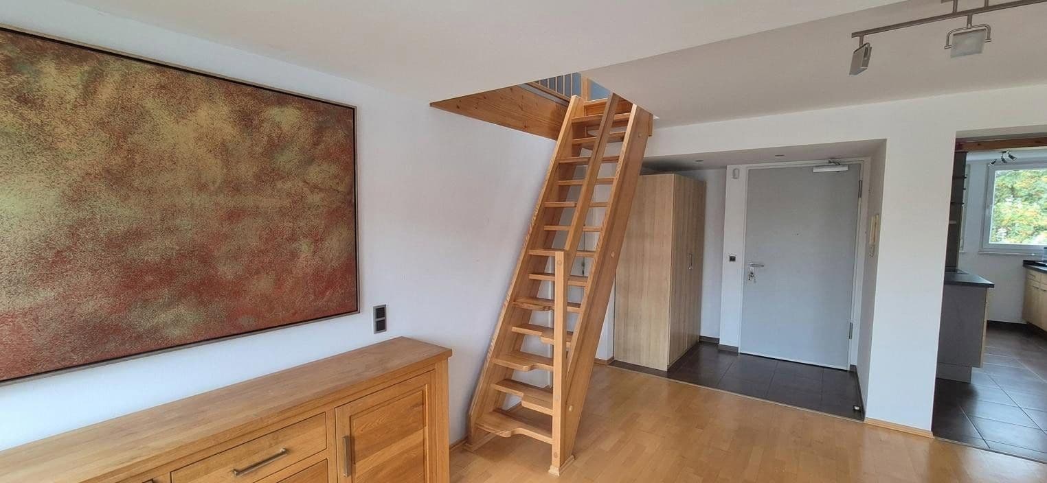 Predaj bytu 4-izbový 130 m², Hannover, Dolné Sasko Predaj bytu 4-izbový 130 m², Hannover, Dolné Sasko