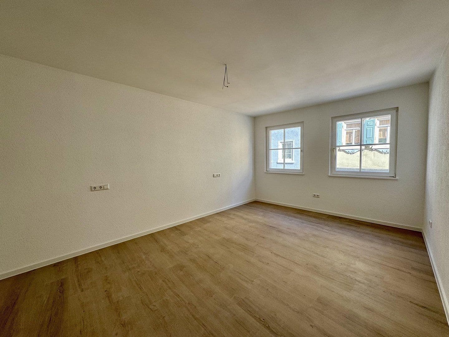Prenájom bytu 3-izbový 62 m², Haupstraße 21, Bad Wimpfen, Bádensko-Wurttembersko Prenájom bytu 3-izbový 62 m², Haupstraße 21, Bad Wimpfen, Bádensko-Wurttembersko