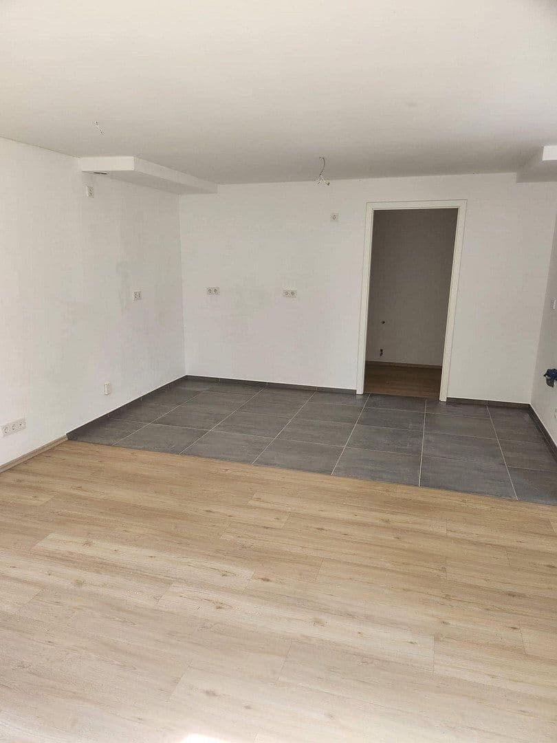 Prenájom bytu 3-izbový 97 m², Alte Handelsstraße 1, Attendorn, Severné Porýnie - Westfálsko Prenájom bytu 3-izbový 97 m², Alte Handelsstraße 1, Attendorn, Severné Porýnie - Westfálsko