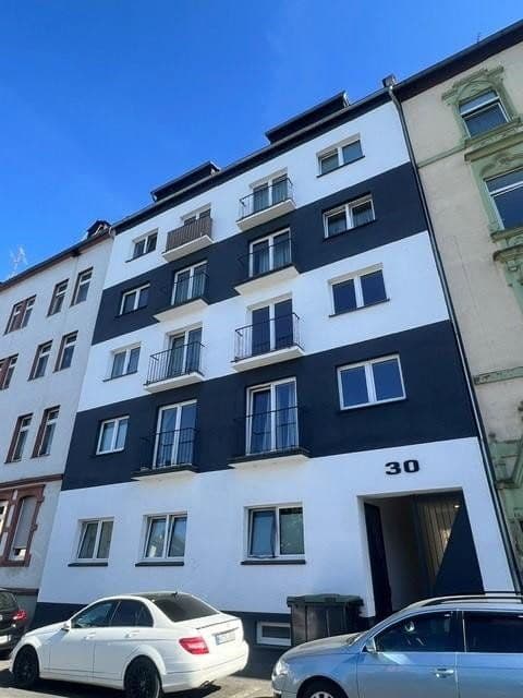 Prenájom bytu 2-izbový 60 m², Löwenstraße 30, Offenbach, Hesensko Prenájom bytu 2-izbový 60 m², Löwenstraße 30, Offenbach, Hesensko