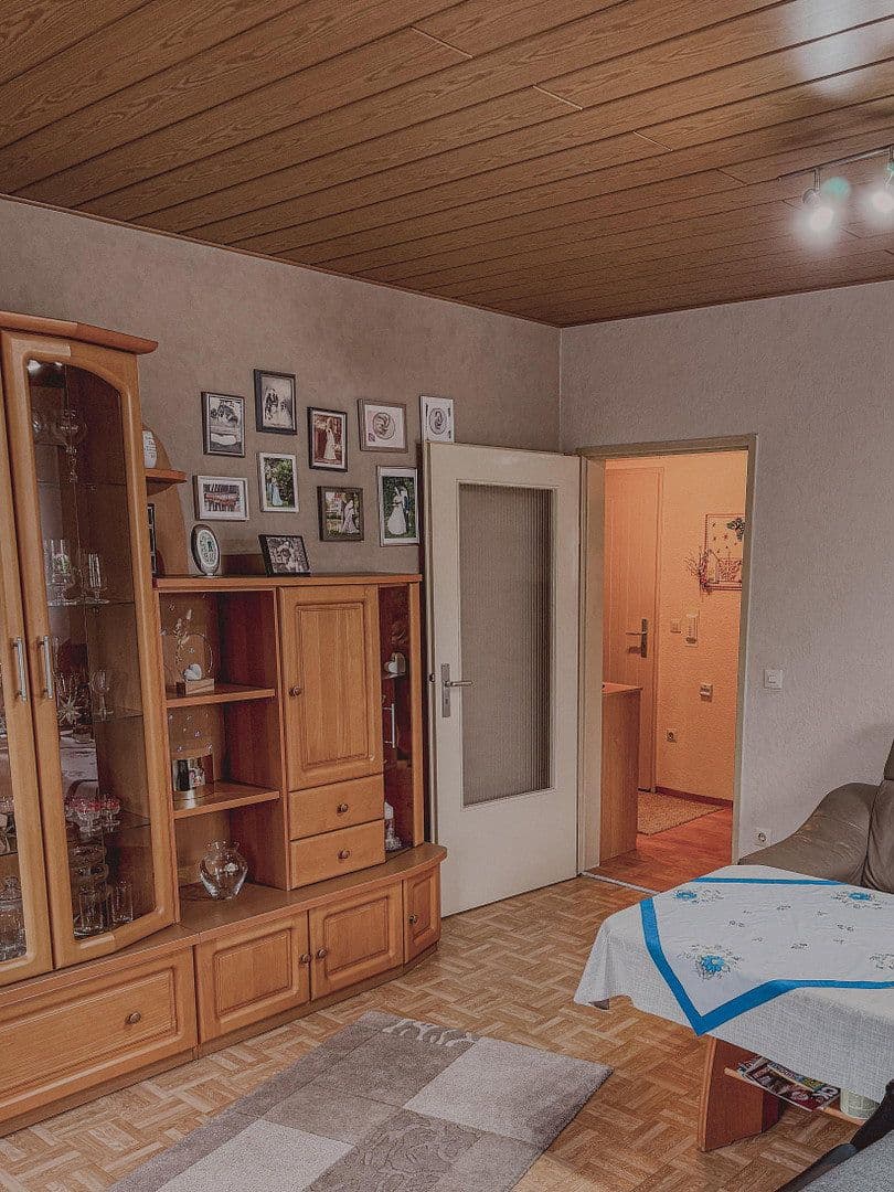 Prenájom bytu 2-izbový 60 m², Nürnberger Straße 11, Cadolzburg, Bavorsko Prenájom bytu 2-izbový 60 m², Nürnberger Straße 11, Cadolzburg, Bavorsko