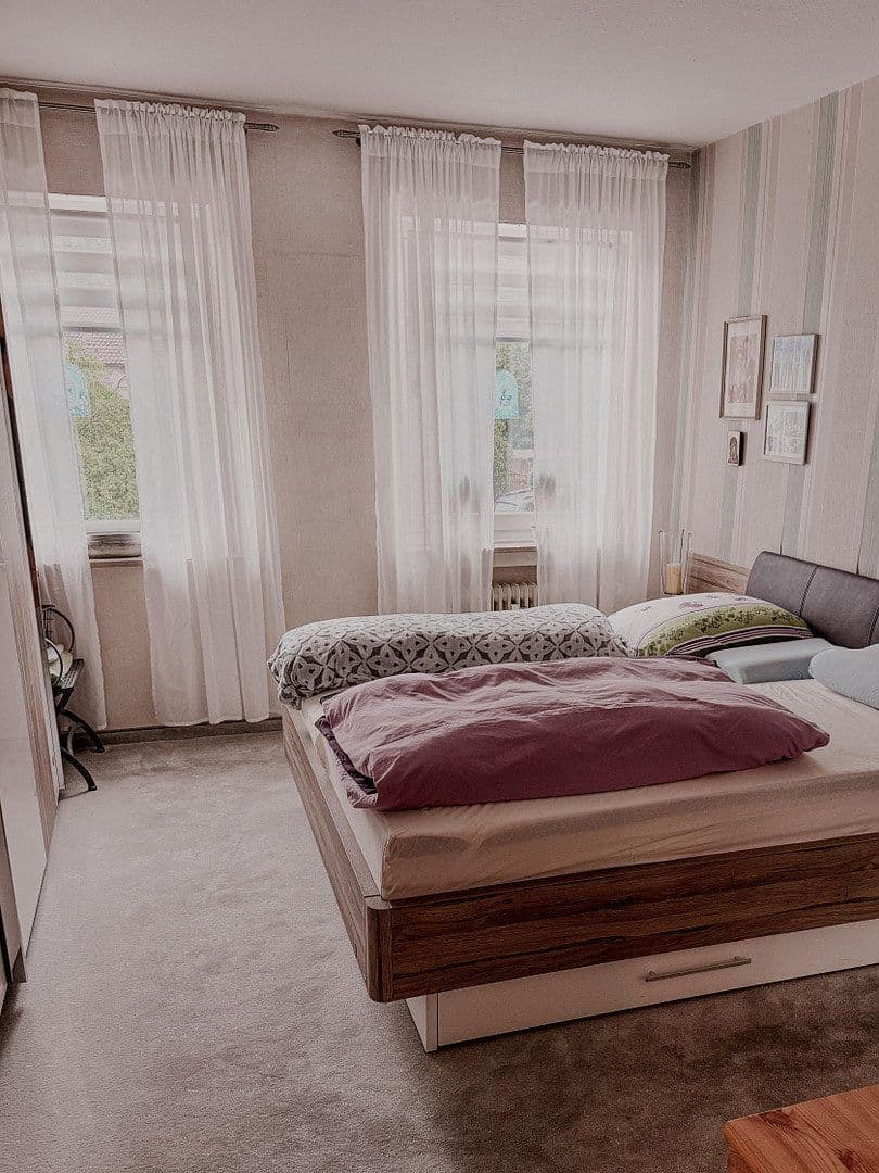 Prenájom bytu 2-izbový 60 m², Nürnberger Straße 11, Cadolzburg, Bavorsko Prenájom bytu 2-izbový 60 m², Nürnberger Straße 11, Cadolzburg, Bavorsko