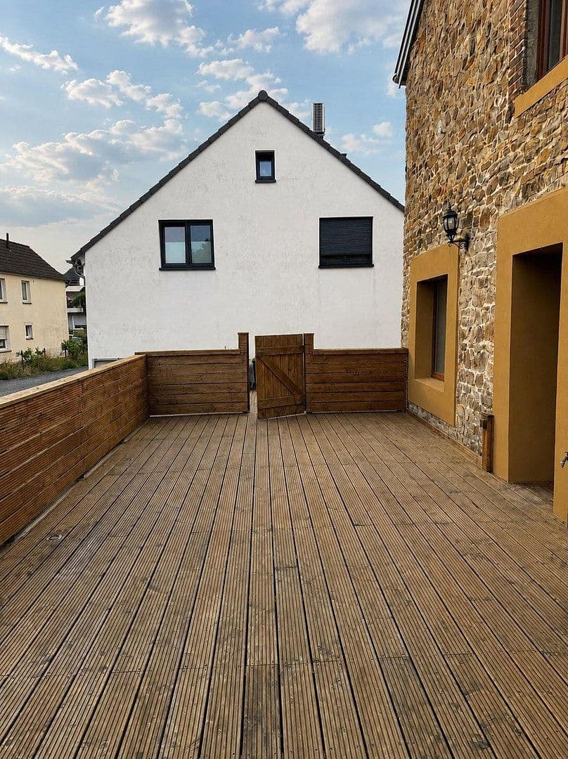 Predaj domu 136 m², pozemok 191 m², Aachen, Severné Porýnie - Westfálsko Predaj domu 136 m², pozemok 191 m², Aachen, Severné Porýnie - Westfálsko