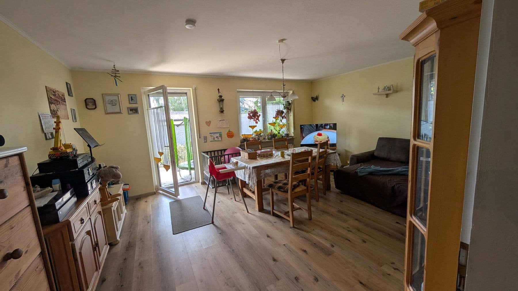Predaj domu 166 m², pozemok 1.399 m², Gädheim, Bavorsko Predaj domu 166 m², pozemok 1.399 m², Gädheim, Bavorsko