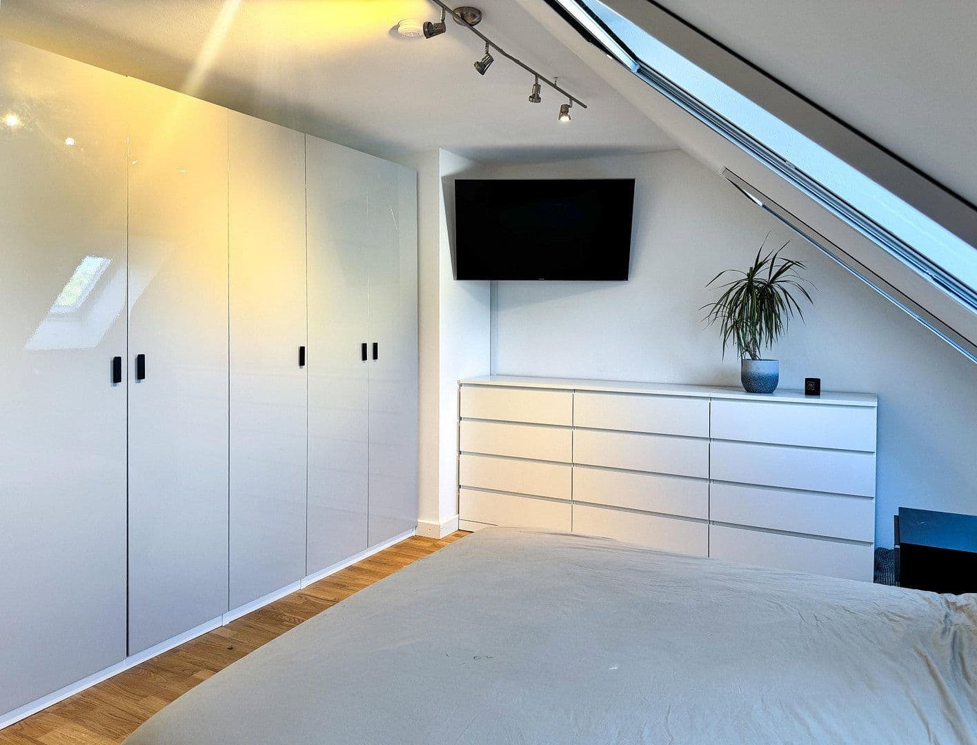 Predaj bytu 3-izbový 83 m², Fürstenfeldbruck, Bavorsko Predaj bytu 3-izbový 83 m², Fürstenfeldbruck, Bavorsko