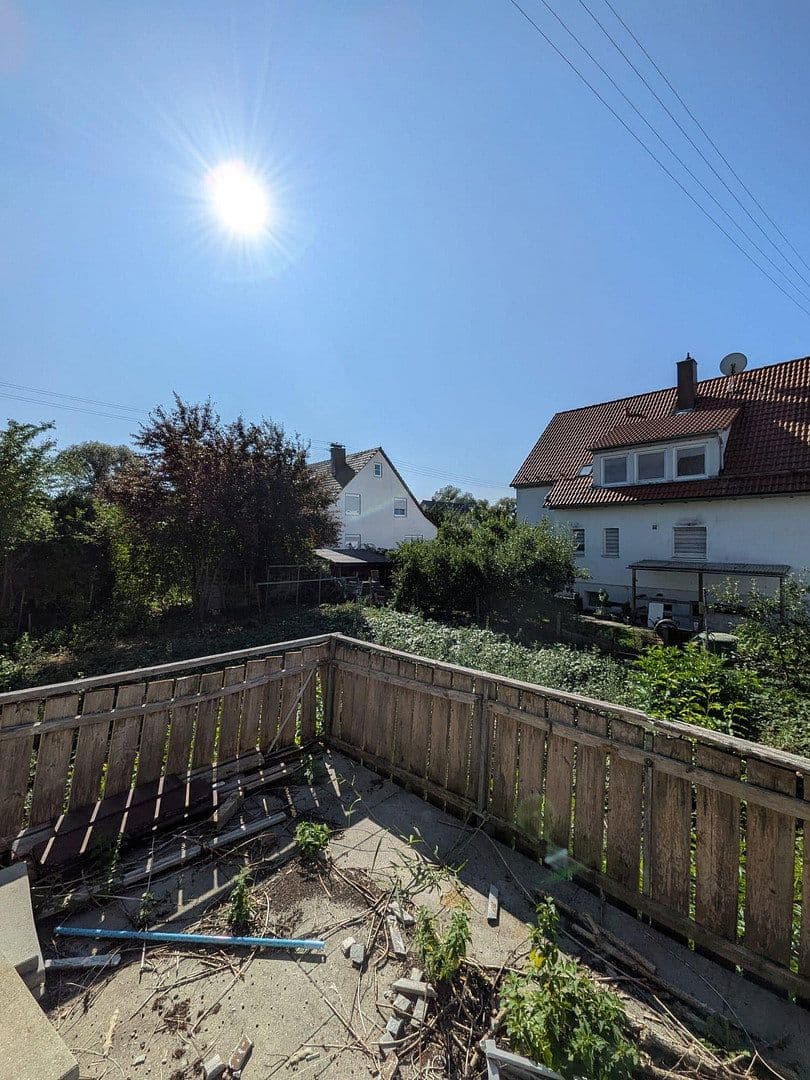 Predaj domu 172 m², pozemok 690 m², Laupheim, Bádensko-Wurttembersko Predaj domu 172 m², pozemok 690 m², Laupheim, Bádensko-Wurttembersko