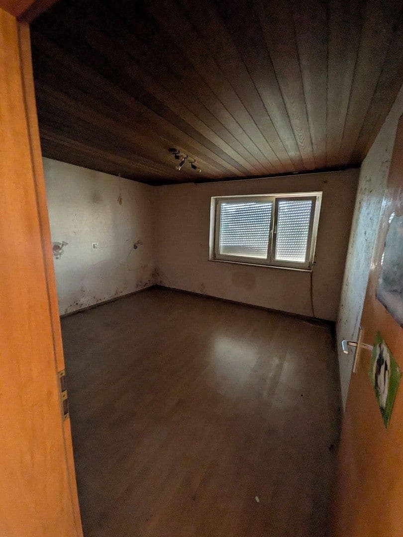 Predaj domu 172 m², pozemok 690 m², Laupheim, Bádensko-Wurttembersko Predaj domu 172 m², pozemok 690 m², Laupheim, Bádensko-Wurttembersko