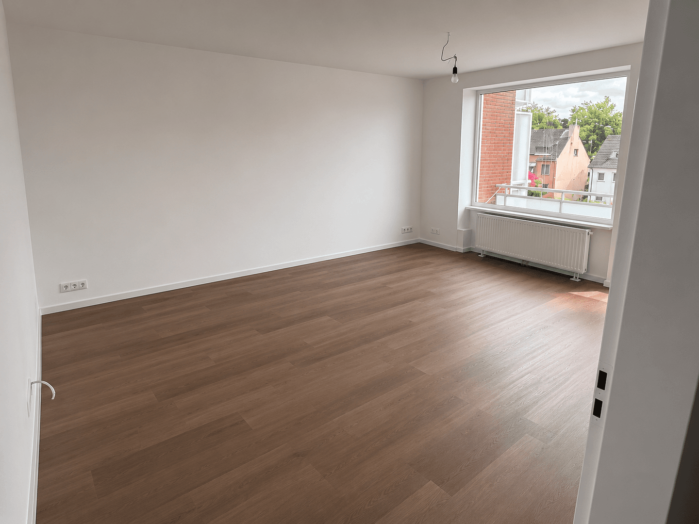 Prenájom bytu 2-izbový 60 m², Offenwarder Straße 11-19, Bremen, Brémy Prenájom bytu 2-izbový 60 m², Offenwarder Straße 11-19, Bremen, Brémy