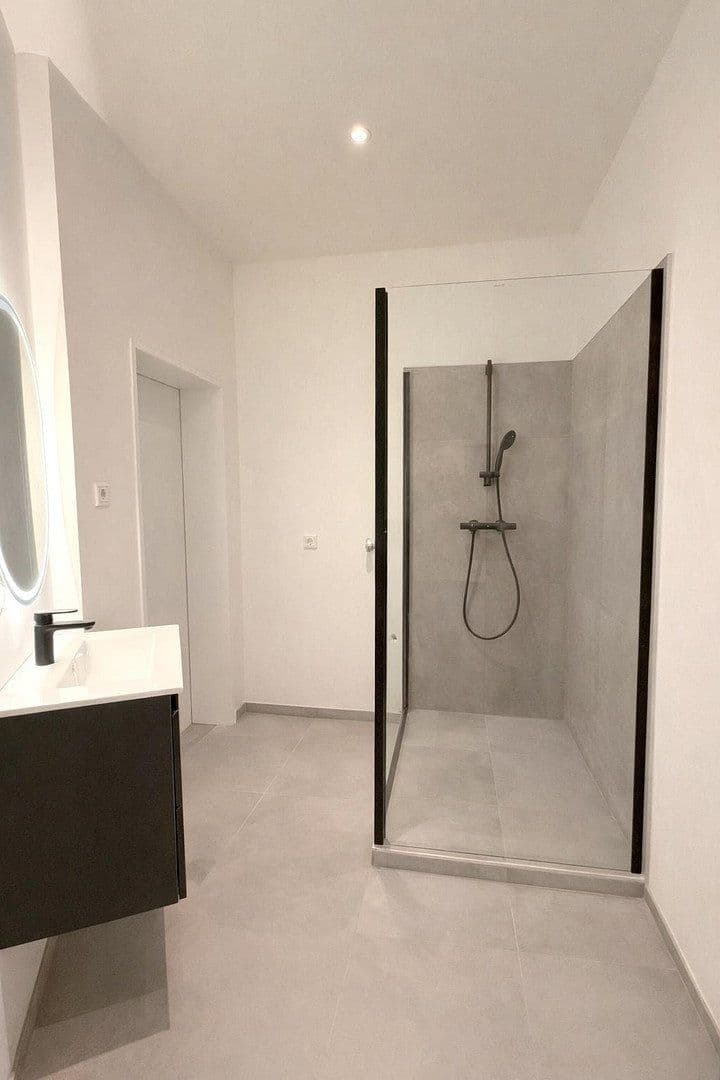 Predaj bytu 2-izbový 60 m², Brombergerstraße 19, Wuppertal, Severné Porýnie - Westfálsko Predaj bytu 2-izbový 60 m², Brombergerstraße 19, Wuppertal, Severné Porýnie - Westfálsko