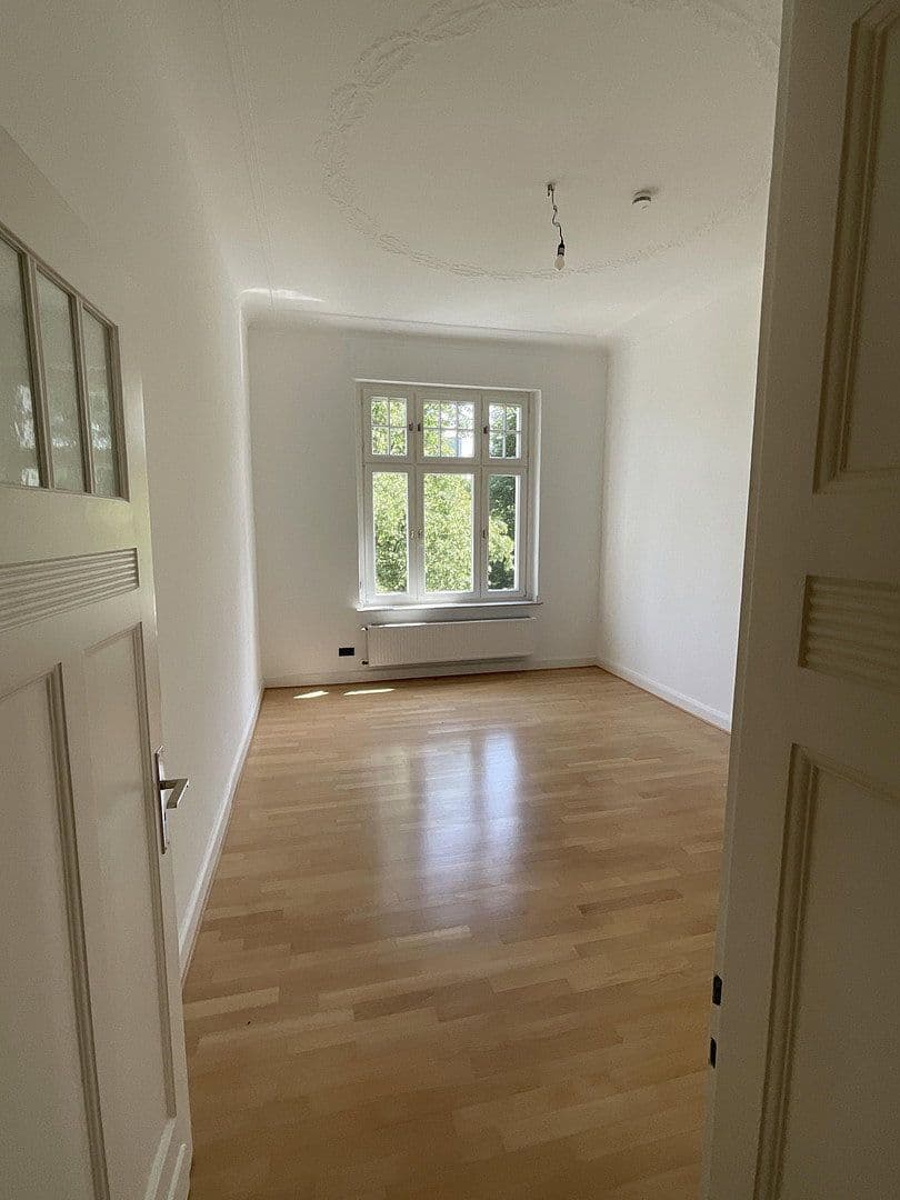 Predaj bytu 5-izbový 176 m², Düsseldorf, Severné Porýnie - Westfálsko Predaj bytu 5-izbový 176 m², Düsseldorf, Severné Porýnie - Westfálsko