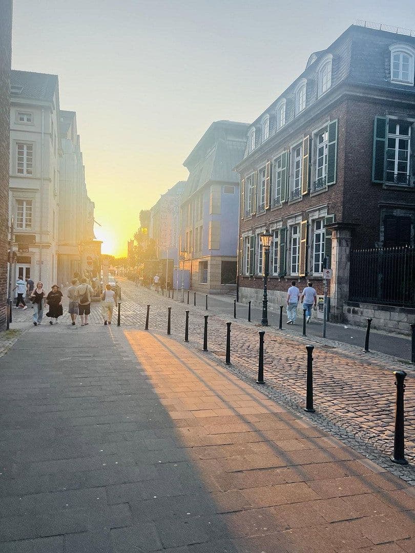 Predaj bytu 5-izbový 176 m², Düsseldorf, Severné Porýnie - Westfálsko Predaj bytu 5-izbový 176 m², Düsseldorf, Severné Porýnie - Westfálsko