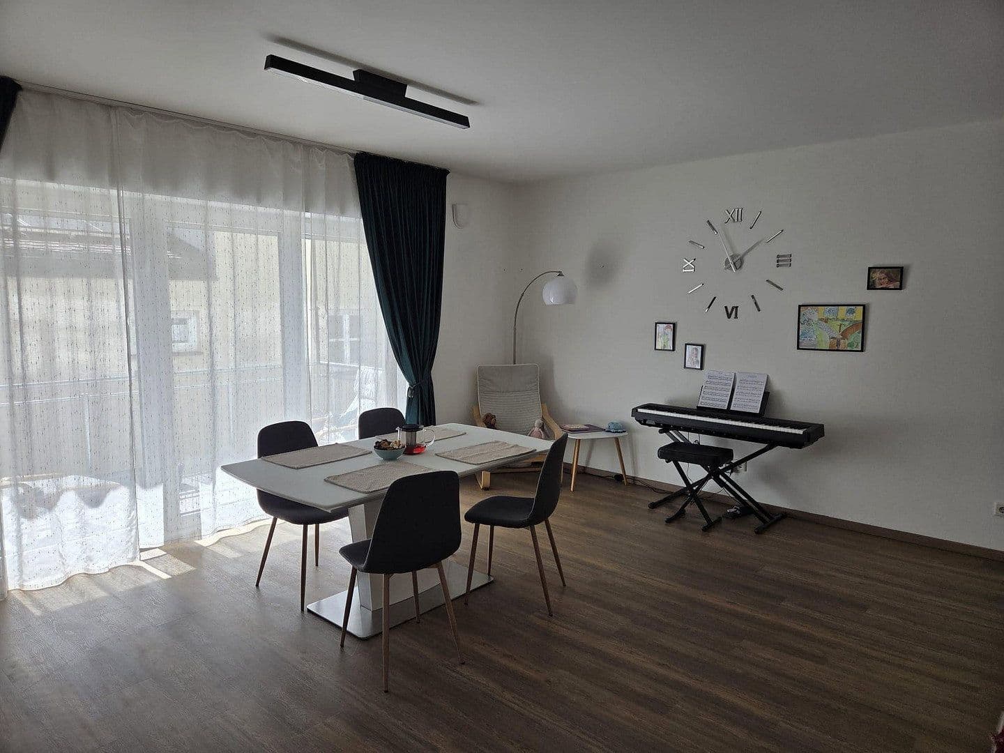 Prenájom bytu 3-izbový 83 m², Ulrichstr. 10, Abensberg, Bavorsko Prenájom bytu 3-izbový 83 m², Ulrichstr. 10, Abensberg, Bavorsko