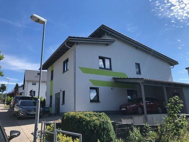 Prenájom domu 199 m², pozemok 334 m², Schlössleblick 4, Wehr, Bádensko-Wurttembersko Prenájom domu 199 m², pozemok 334 m², Schlössleblick 4, Wehr, Bádensko-Wurttembersko