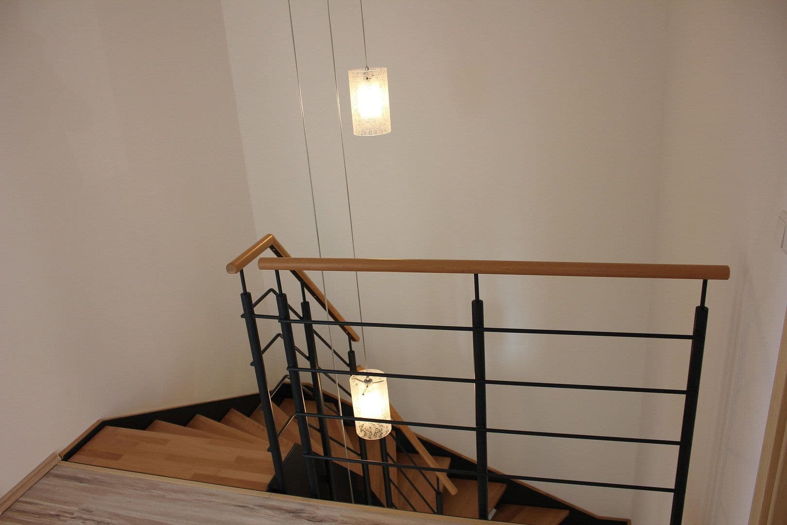 Prenájom domu 199 m², pozemok 334 m², Schlössleblick 4, Wehr, Bádensko-Wurttembersko Prenájom domu 199 m², pozemok 334 m², Schlössleblick 4, Wehr, Bádensko-Wurttembersko