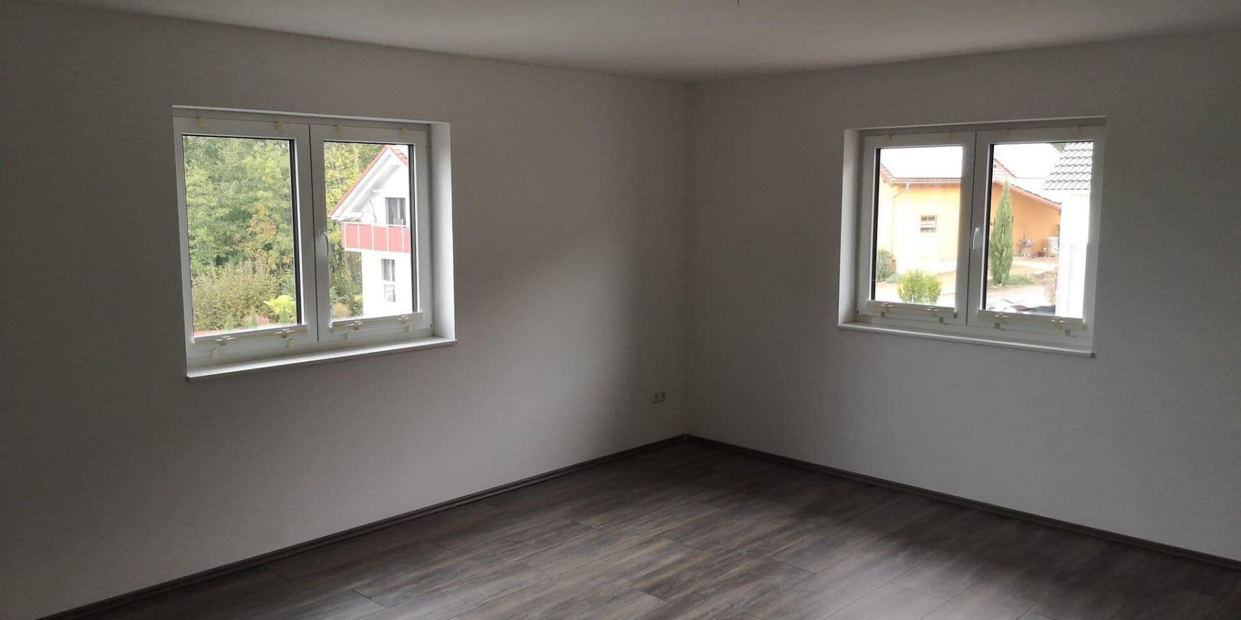 Prenájom domu 199 m², pozemok 334 m², Schlössleblick 4, Wehr, Bádensko-Wurttembersko Prenájom domu 199 m², pozemok 334 m², Schlössleblick 4, Wehr, Bádensko-Wurttembersko