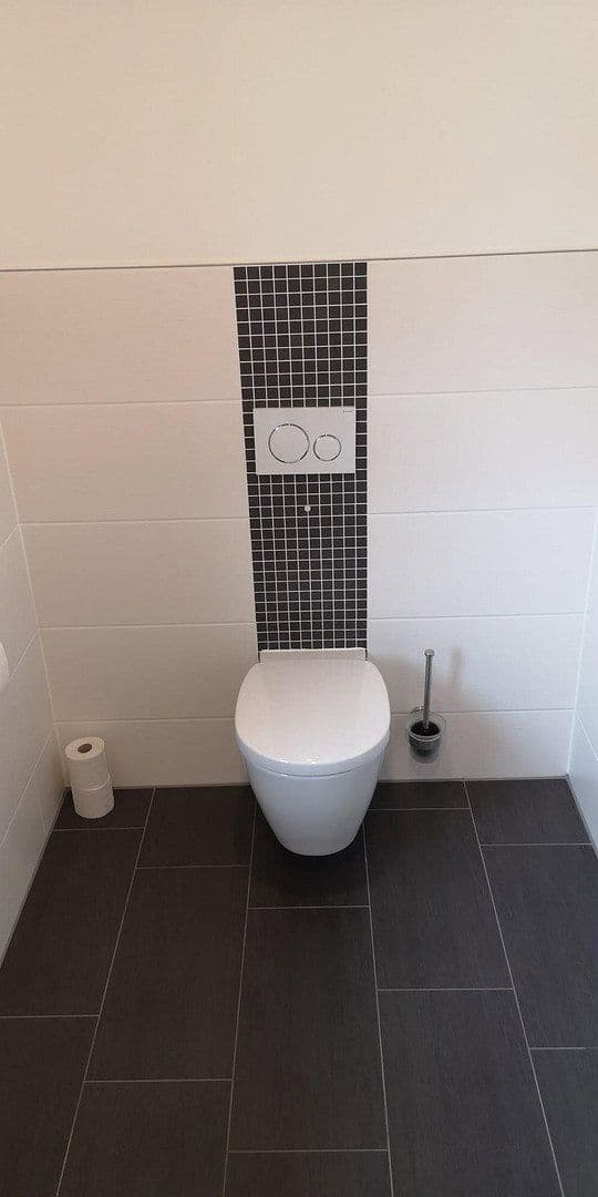 Prenájom domu 199 m², pozemok 334 m², Schlössleblick 4, Wehr, Bádensko-Wurttembersko Prenájom domu 199 m², pozemok 334 m², Schlössleblick 4, Wehr, Bádensko-Wurttembersko