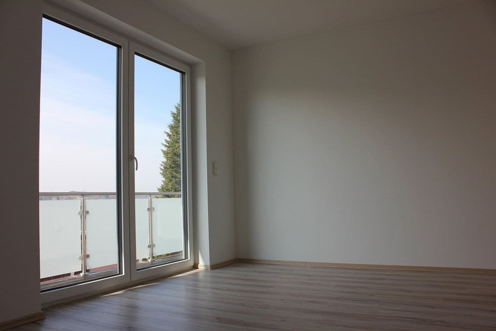 Prenájom domu 199 m², pozemok 334 m², Schlössleblick 4, Wehr, Bádensko-Wurttembersko Prenájom domu 199 m², pozemok 334 m², Schlössleblick 4, Wehr, Bádensko-Wurttembersko