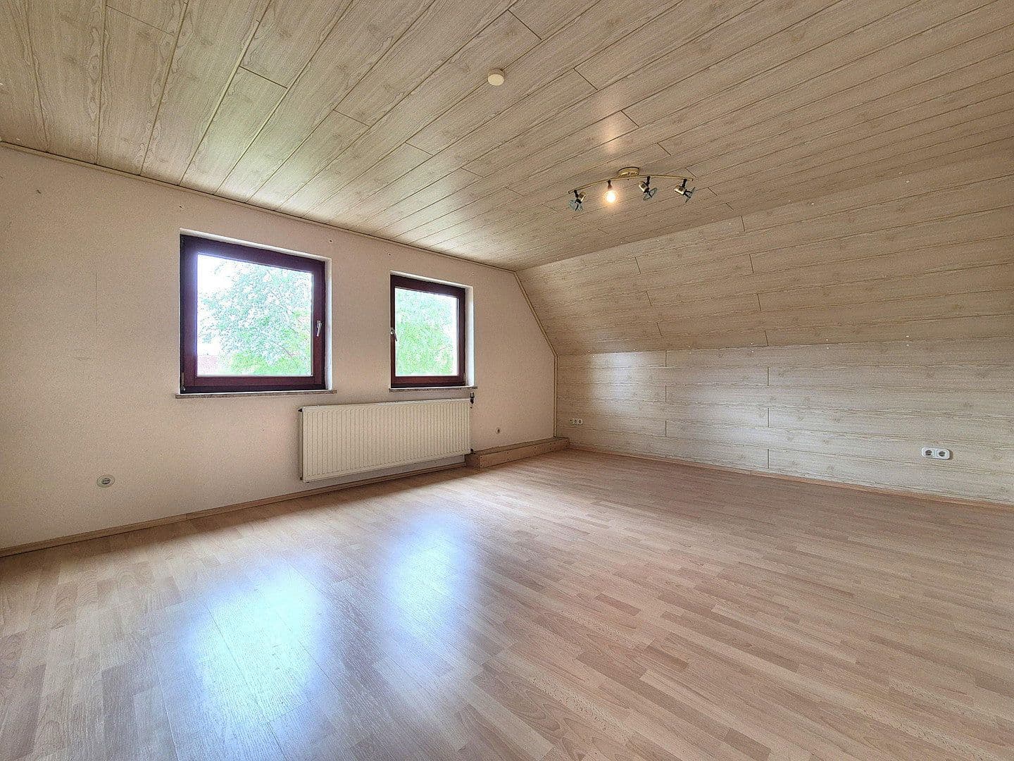 Predaj domu 84 m², pozemok 510 m², Hügelweg, Stade, Dolné Sasko Predaj domu 84 m², pozemok 510 m², Hügelweg, Stade, Dolné Sasko