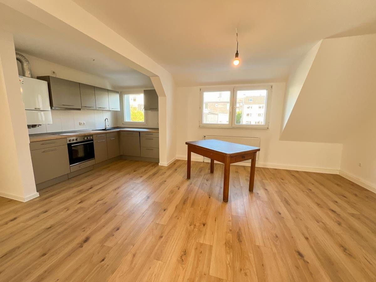 Predaj bytu 3-izbový 66 m², Wuppertal, Severné Porýnie - Westfálsko Predaj bytu 3-izbový 66 m², Wuppertal, Severné Porýnie - Westfálsko