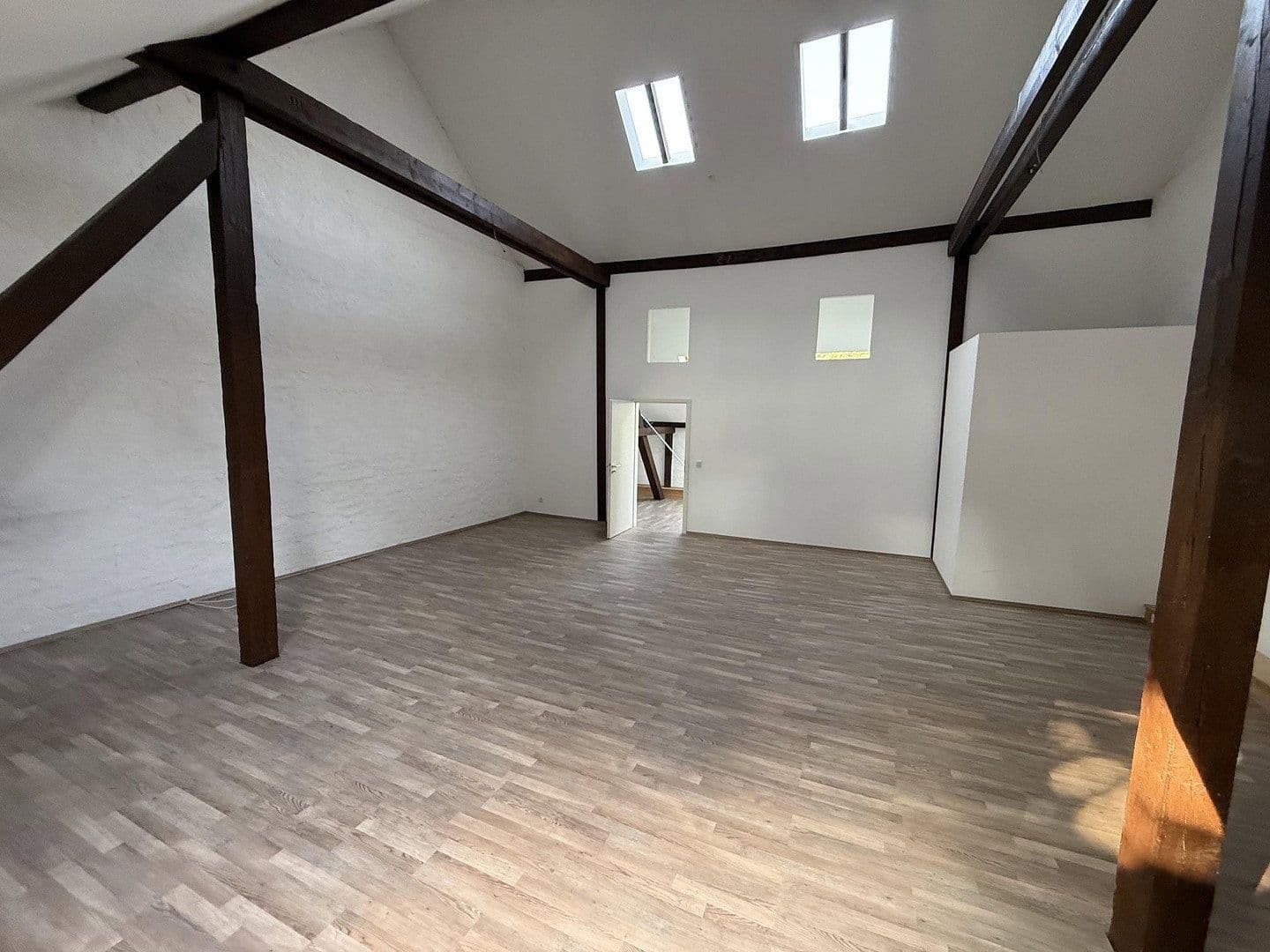 Prenájom kancelárie 74 m², Oberbenrader Straße 51, Krefeld, Severné Porýnie - Westfálsko Prenájom kancelárie 74 m², Oberbenrader Straße 51, Krefeld, Severné Porýnie - Westfálsko