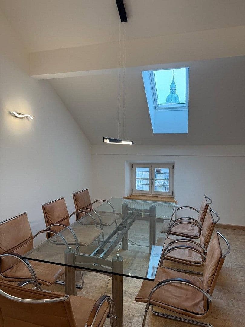 Prenájom bytu 4-izbový 141 m², Stadtplatz 10, Miesbach, Bavorsko Prenájom bytu 4-izbový 141 m², Stadtplatz 10, Miesbach, Bavorsko
