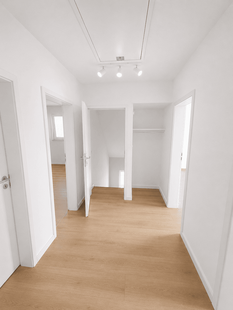 Prenájom bytu 3-izbový 70 m², Hahnenbachstraße 58, Hahnenbach, Porýnie-Falcko Prenájom bytu 3-izbový 70 m², Hahnenbachstraße 58, Hahnenbach, Porýnie-Falcko