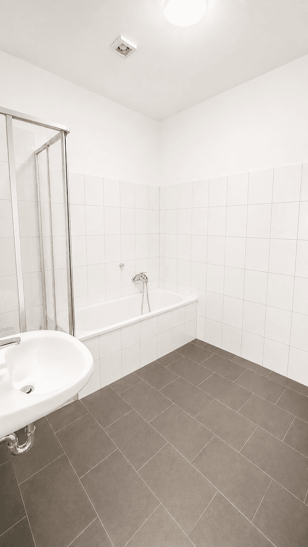 Prenájom kancelárie 125 m², Dürer Straße 2, Magdeburg, Sasko-Anhaltsko Prenájom kancelárie 125 m², Dürer Straße 2, Magdeburg, Sasko-Anhaltsko