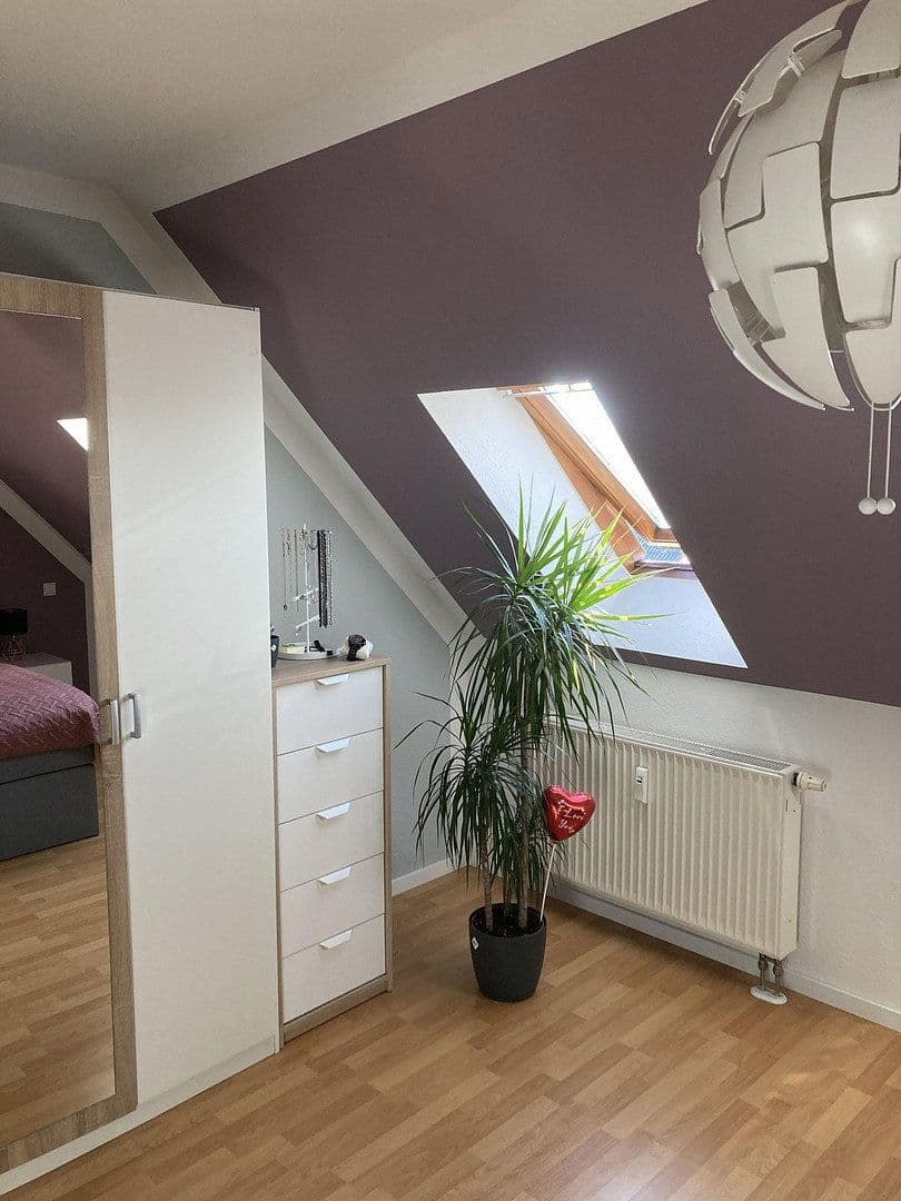 Prenájom bytu 2-izbový 59 m², Grimmaische Str. 58, Döbeln, Sasko Prenájom bytu 2-izbový 59 m², Grimmaische Str. 58, Döbeln, Sasko