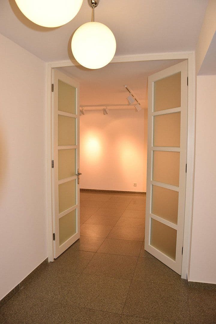 Prenájom kancelárie 130 m², Kaiserswerther Str. 144, Düsseldorf, Severné Porýnie - Westfálsko Prenájom kancelárie 130 m², Kaiserswerther Str. 144, Düsseldorf, Severné Porýnie - Westfálsko