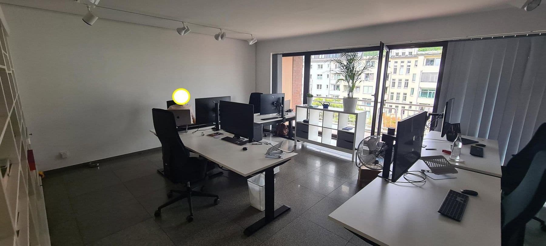 Prenájom kancelárie 130 m², Kaiserswerther Str. 144, Düsseldorf, Severné Porýnie - Westfálsko Prenájom kancelárie 130 m², Kaiserswerther Str. 144, Düsseldorf, Severné Porýnie - Westfálsko