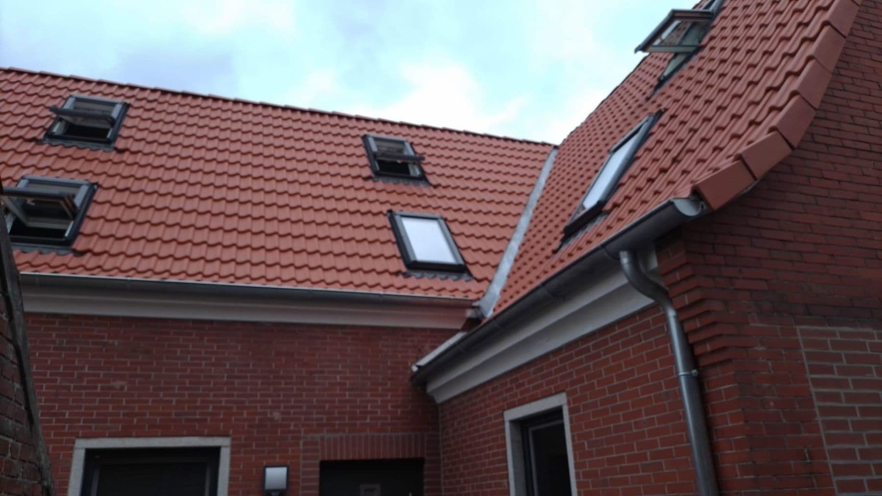 Prenájom bytu 3-izbový 80 m², Hauptstraße 50a, Hage, Dolné Sasko Prenájom bytu 3-izbový 80 m², Hauptstraße 50a, Hage, Dolné Sasko